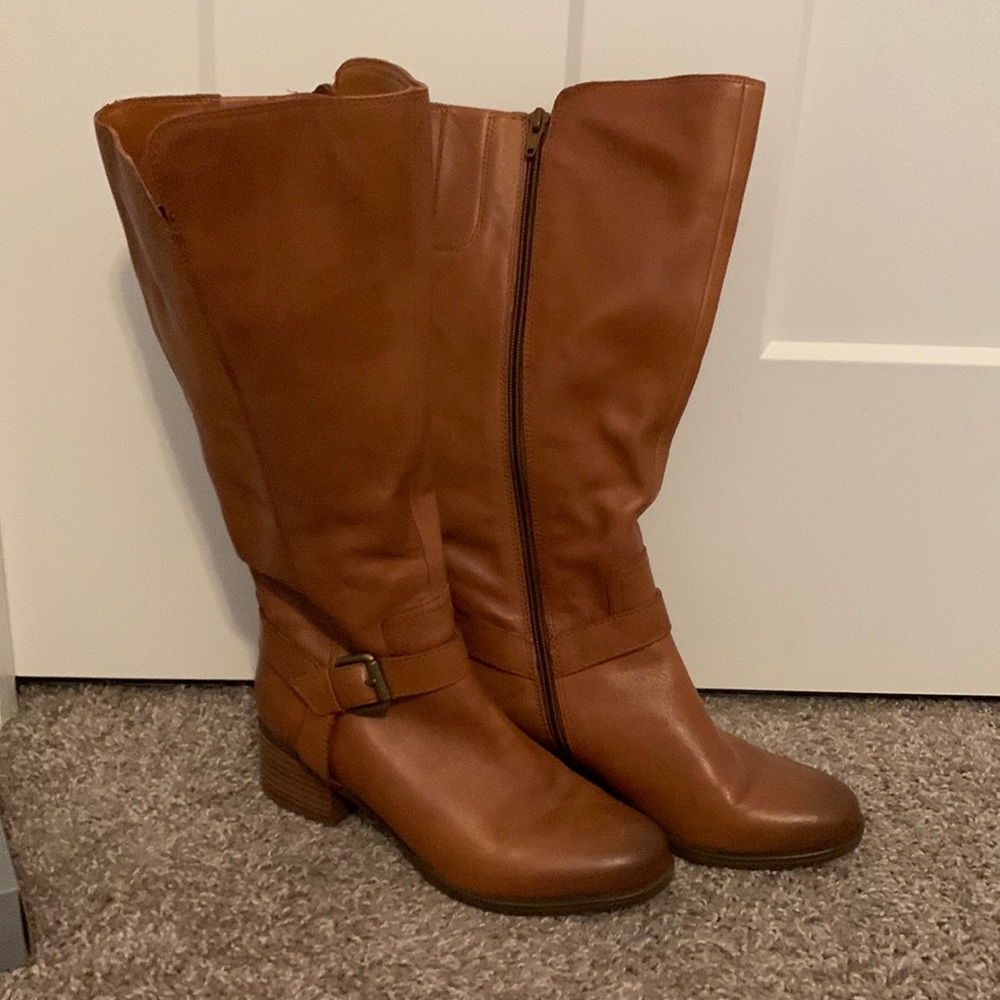 Naturalizer wide calf boots